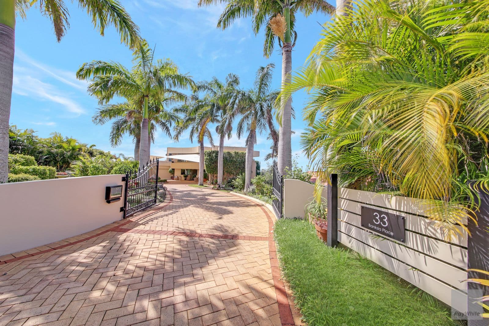 33 Banksia Place, Taranganba QLD 4703, Taranganba - Thumbnail 2