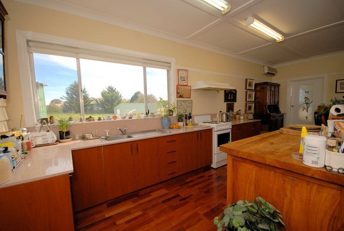 14 McKellar Street, Braidwood NSW 2622, Braidwood - Thumbnail 4