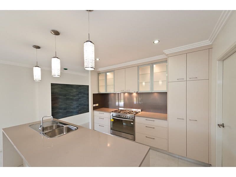 20 Tamarind Avenue, NORMAN GARDENS QLD 4701, Norman Gardens - Thumbnail 3