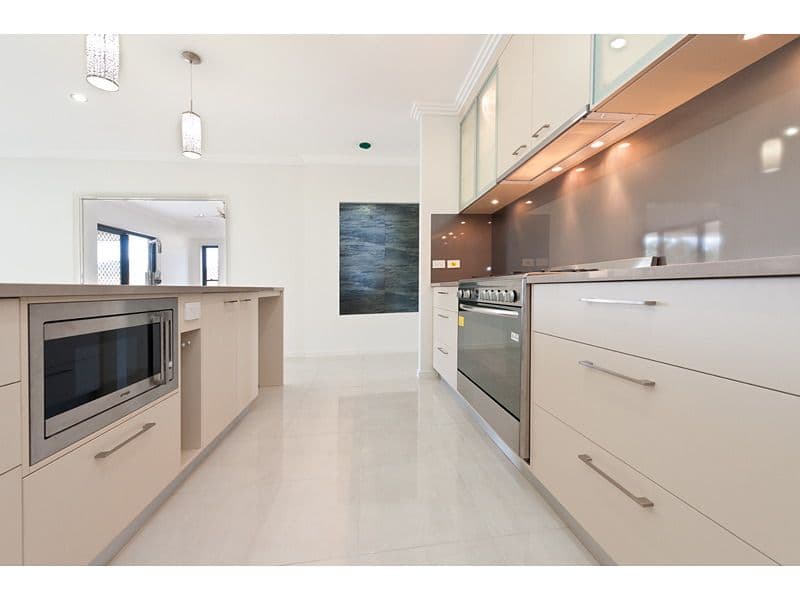 20 Tamarind Avenue, NORMAN GARDENS QLD 4701, Norman Gardens - Thumbnail 5