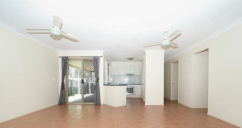 10 Golden Penda Drive, FLAGSTONE QLD 4280, Flagstone - Thumbnail 5