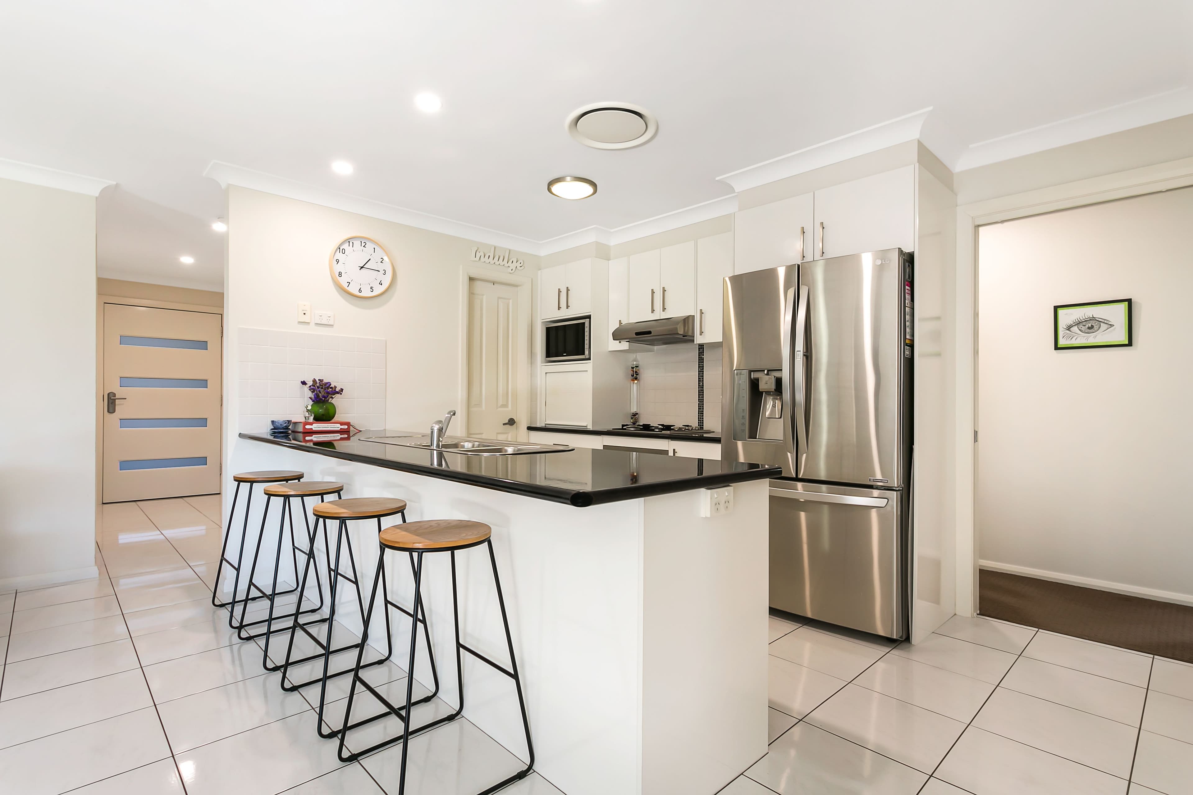 66 The Heights, Tamworth NSW 2340, Tamworth - Thumbnail 2