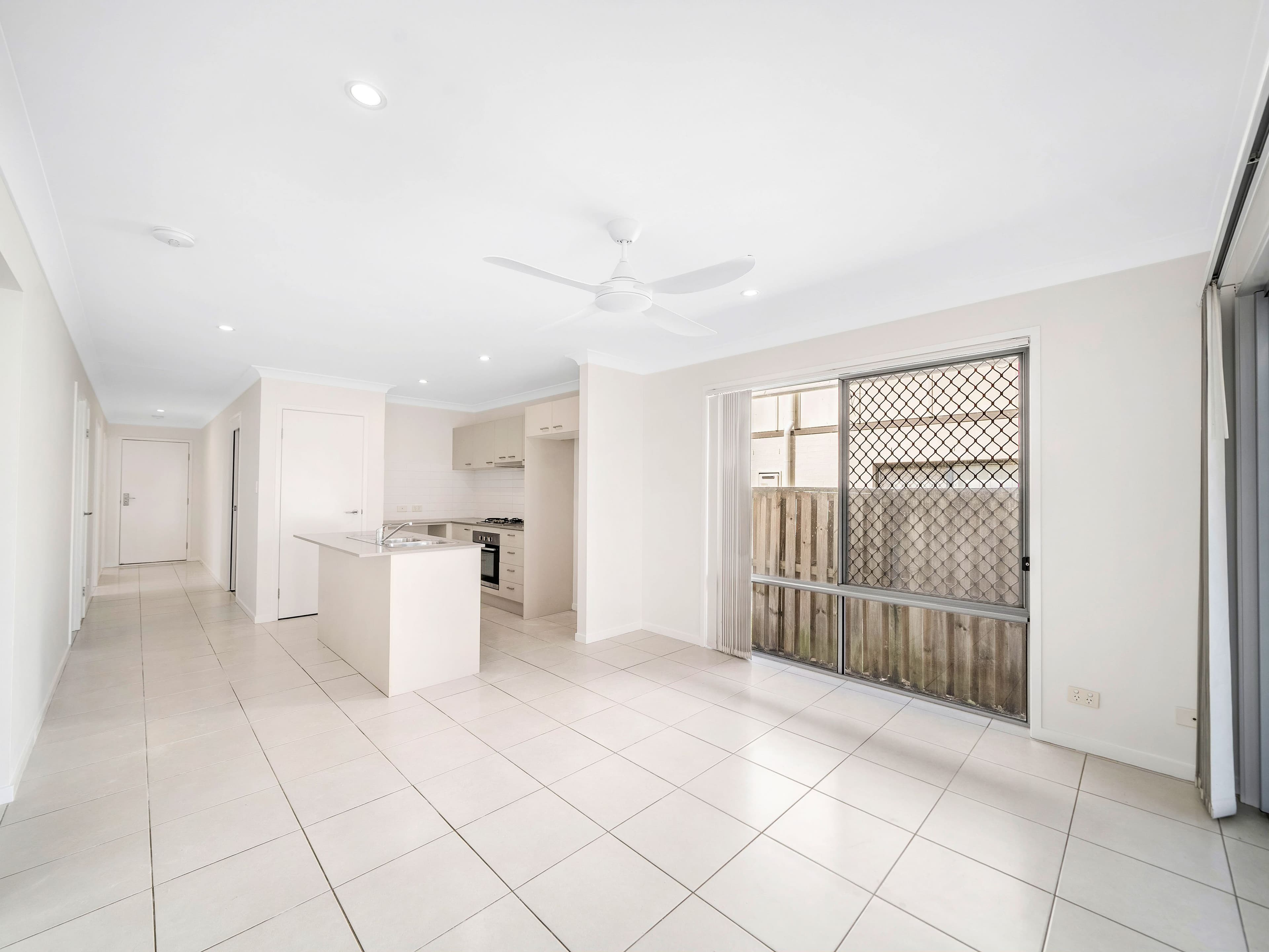 39 Bowerbird Crescent, Dakabin QLD 4503, Dakabin - Thumbnail 3
