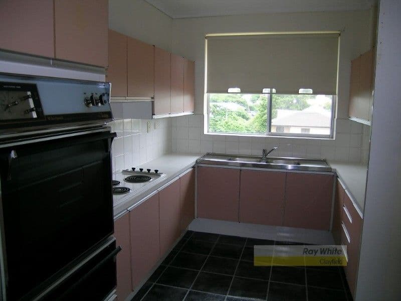 34 Oriel Road, CLAYFIELD QLD 4011, Clayfield - Thumbnail 3