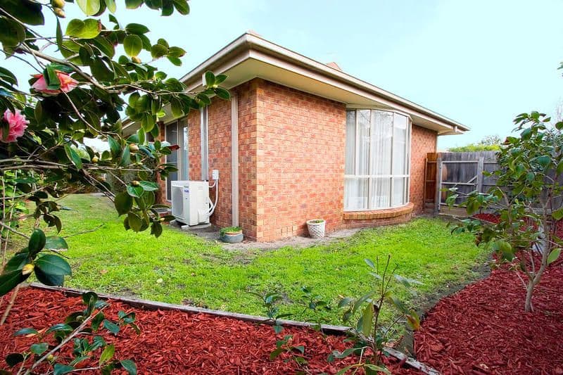 17  Pauline Avenue, DINGLEY VILLAGE VIC 3172, Dingley Village - Thumbnail 3