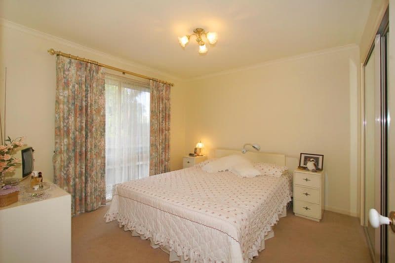 17  Pauline Avenue, DINGLEY VILLAGE VIC 3172, Dingley Village - Thumbnail 5