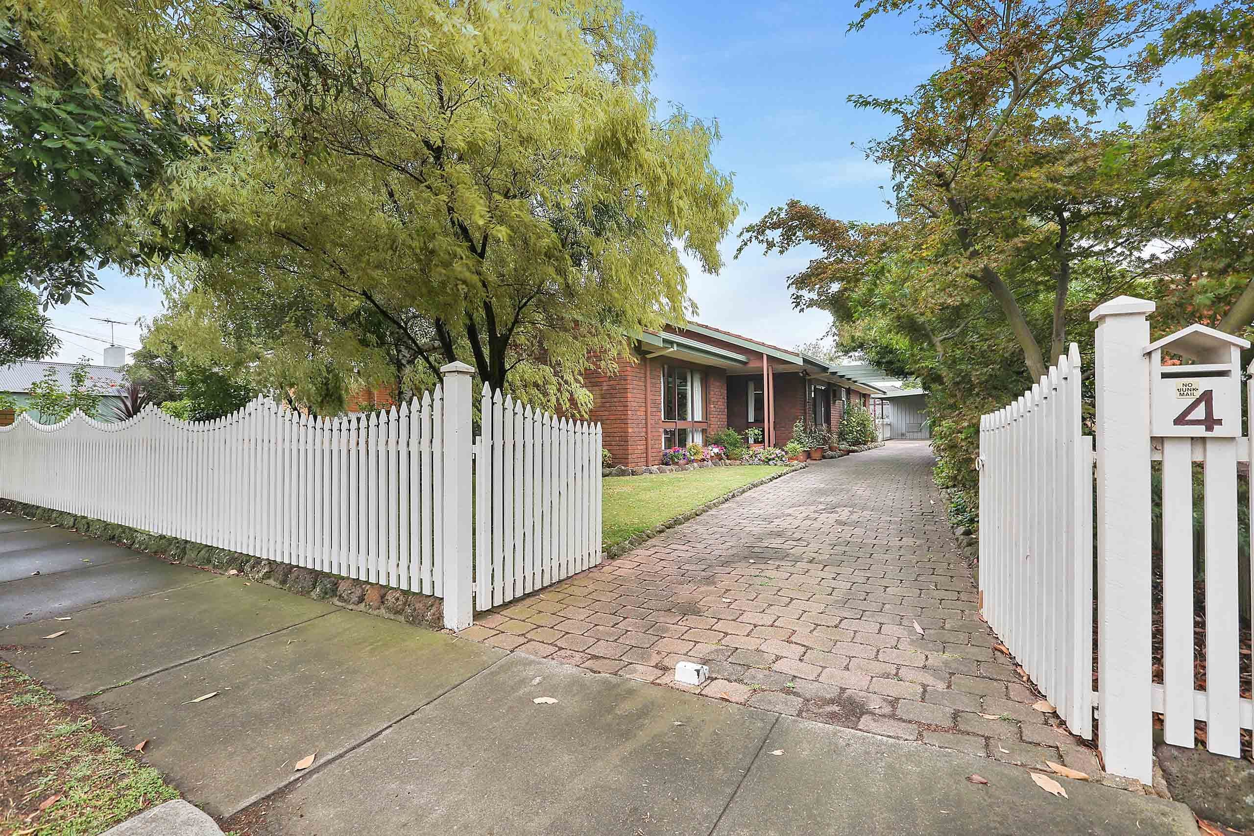4 Eton Road, Belmont VIC 3216, Belmont - Thumbnail 3