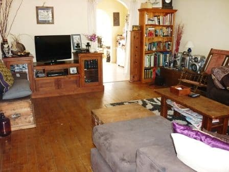 4 Korina Avenue, UMINA BEACH NSW 2257, Umina Beach - Thumbnail 2