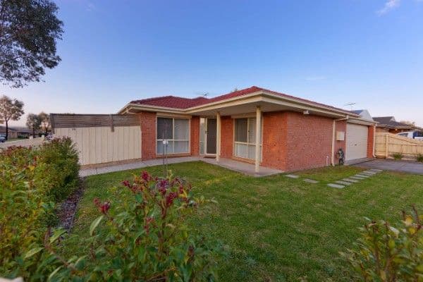 52 Carrum Woods Drive, CARRUM DOWNS VIC 3201, Carrum Downs - Image 1