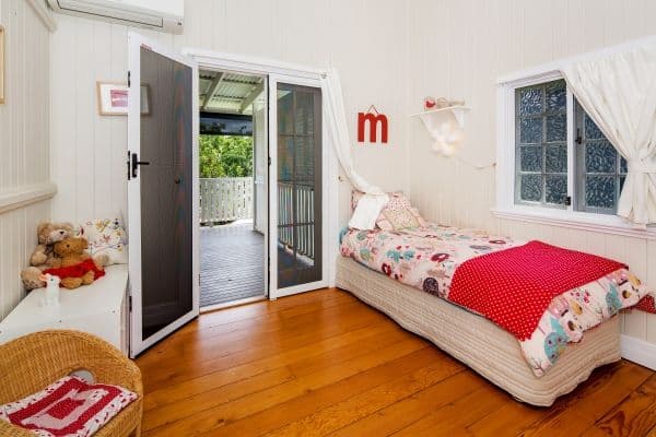 17 Rhyndarra Street, YERONGA QLD 4104, Yeronga - Thumbnail 8