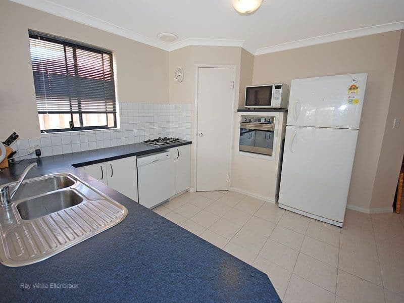 74 Halpin Circle, ELLENBROOK WA 6069, Ellenbrook - Thumbnail 2