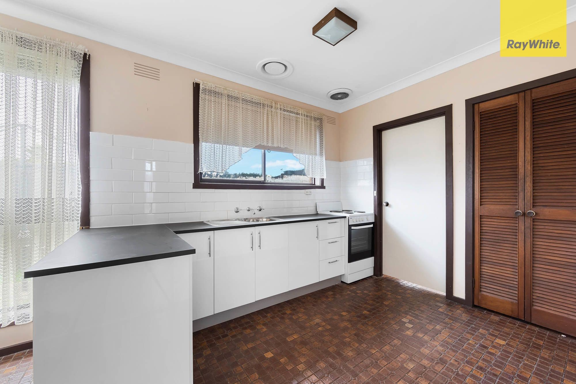 36 Adelaide Street, St Albans VIC 3021, St Albans - Thumbnail 3