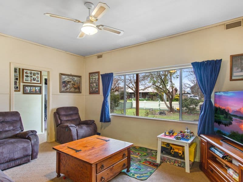 16 Kitchen Street, Mansfield VIC 3722, Mansfield - Thumbnail 4