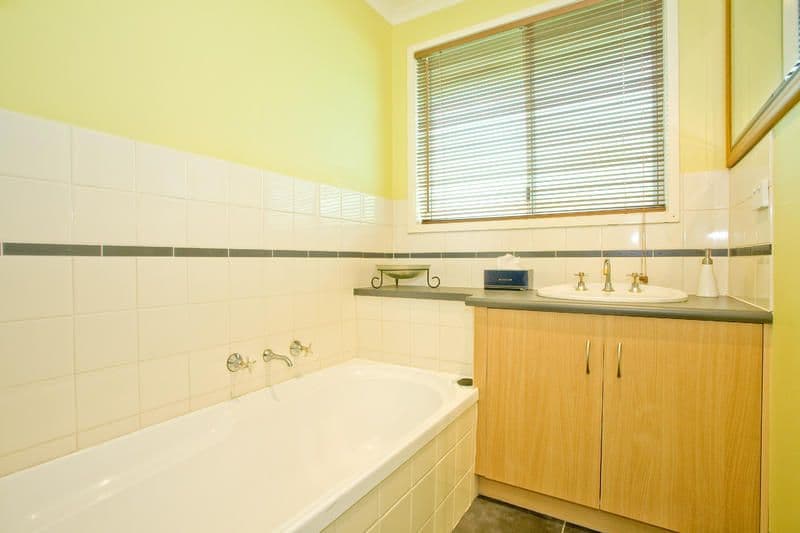 61 Gloucester Street, GROVEDALE VIC 3216, Grovedale - Thumbnail 6