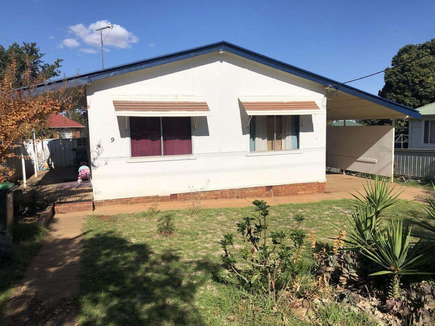 9 Gallop Avenue, Parkes - Thumbnail 2