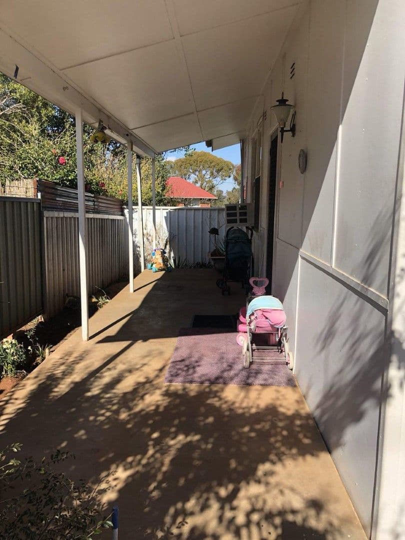 9 Gallop Avenue, Parkes - Thumbnail 3