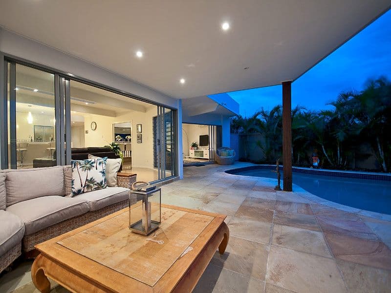 21 Sophie Avenue, BROADBEACH WATERS QLD 4218, Broadbeach Waters - Thumbnail 4