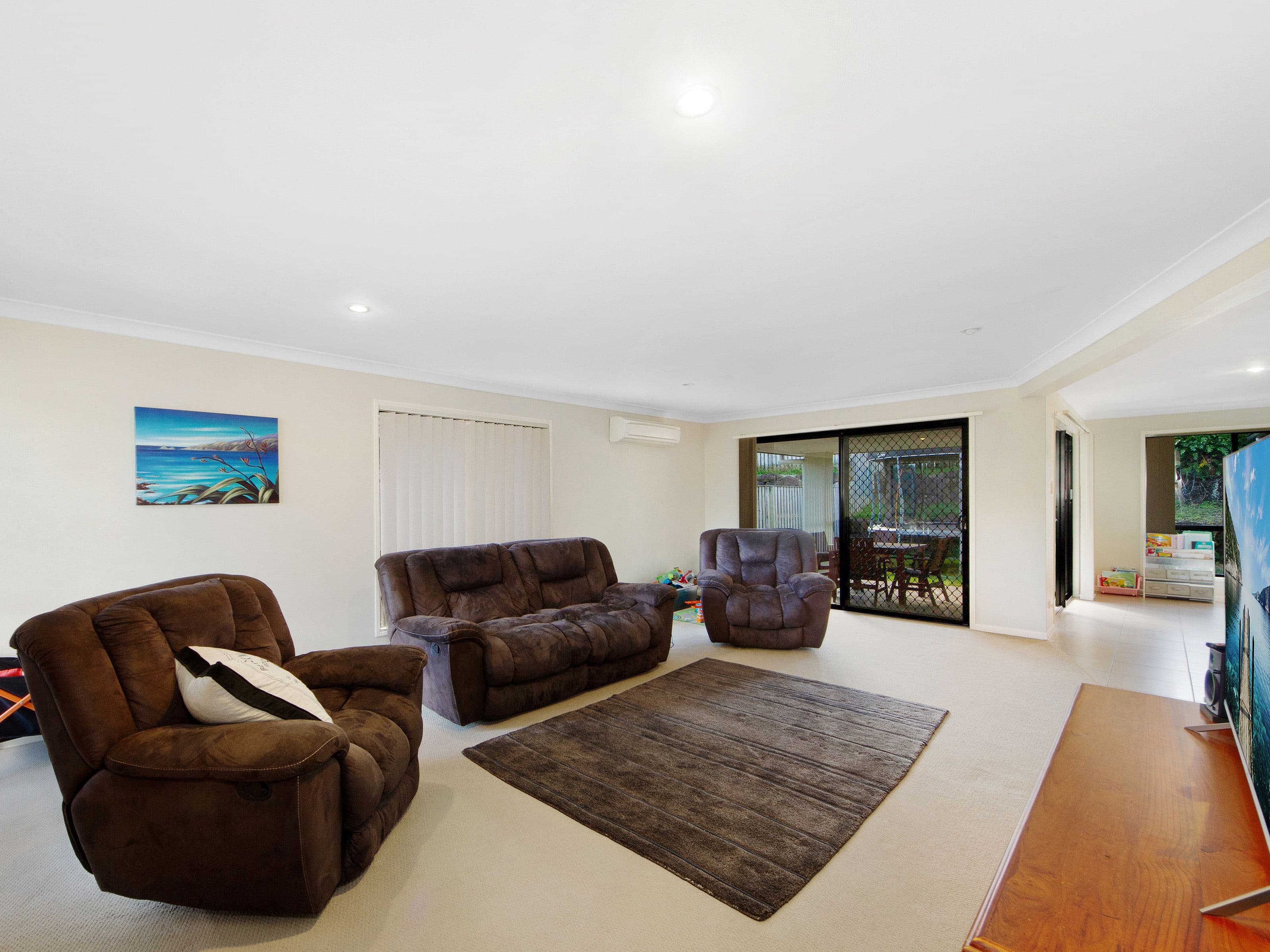 14 Ambition Street, Ormeau QLD 4208, Ormeau - Thumbnail 3