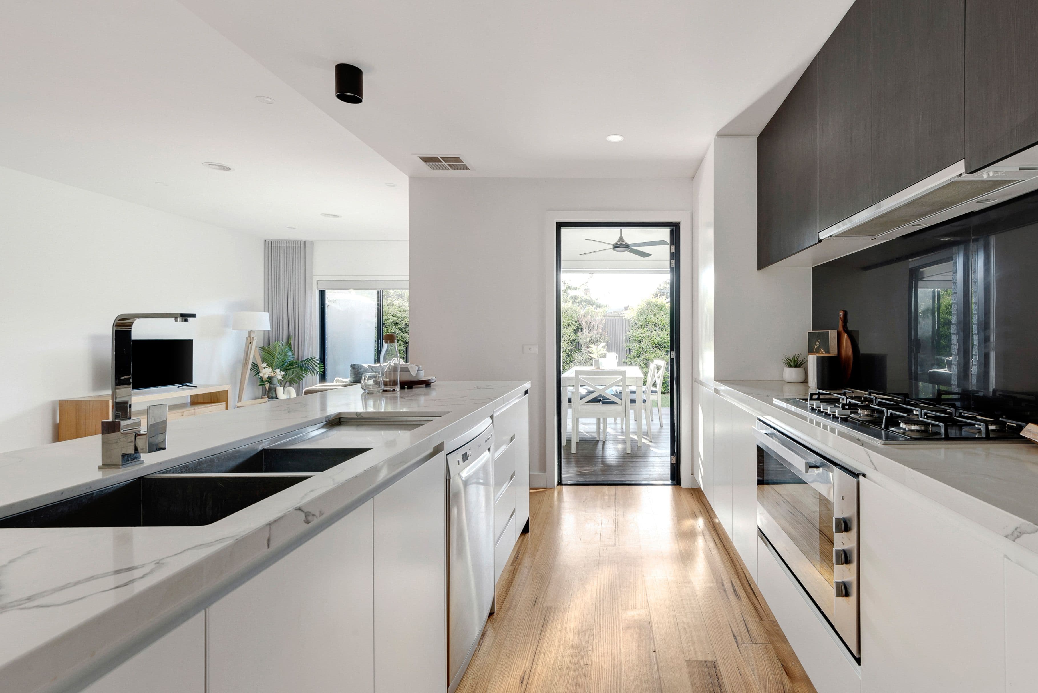 85 First Avenue, Altona North VIC 3025, Altona North - Thumbnail 6