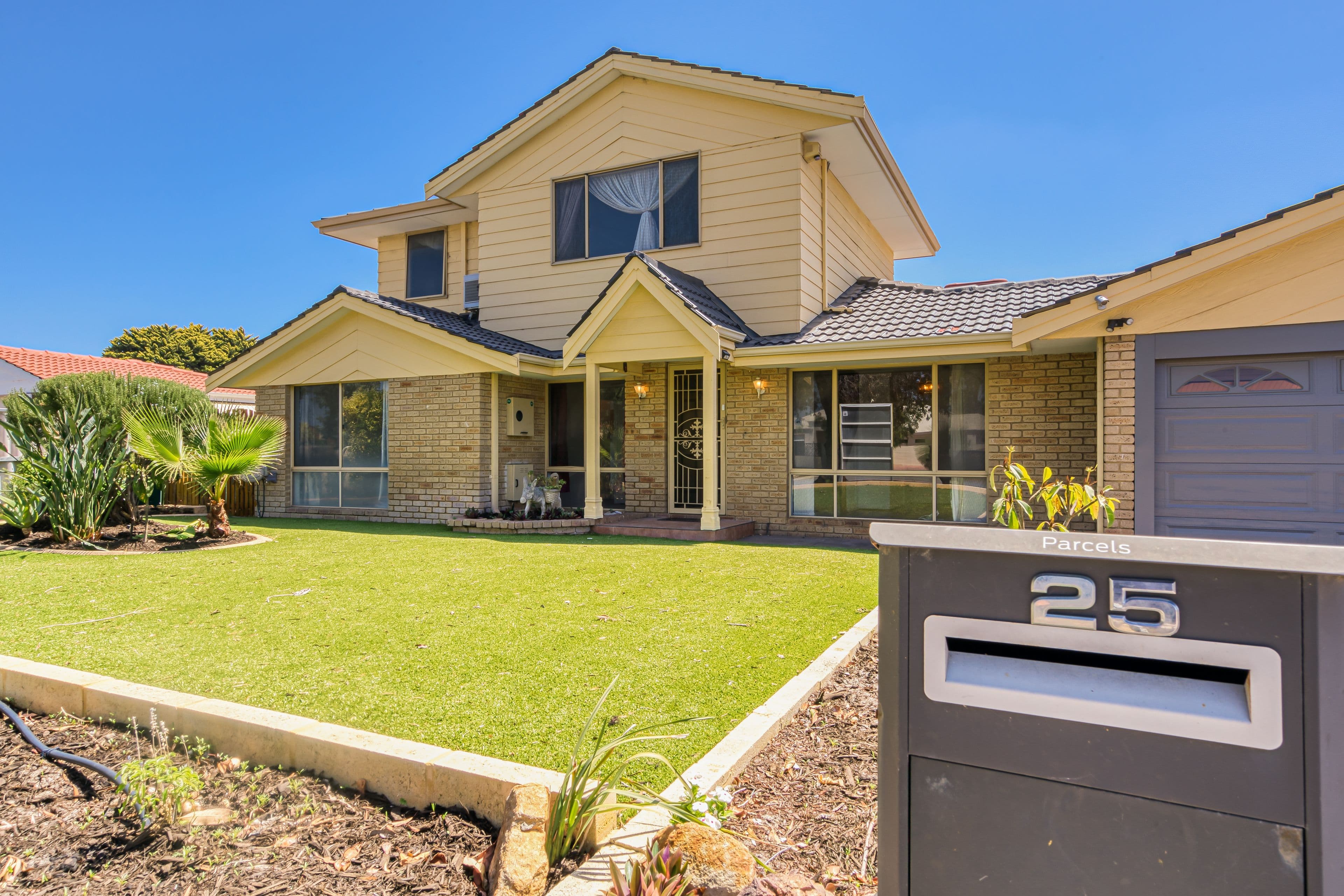 25 Farrington Road, Leeming WA 6149, Leeming - Image 1