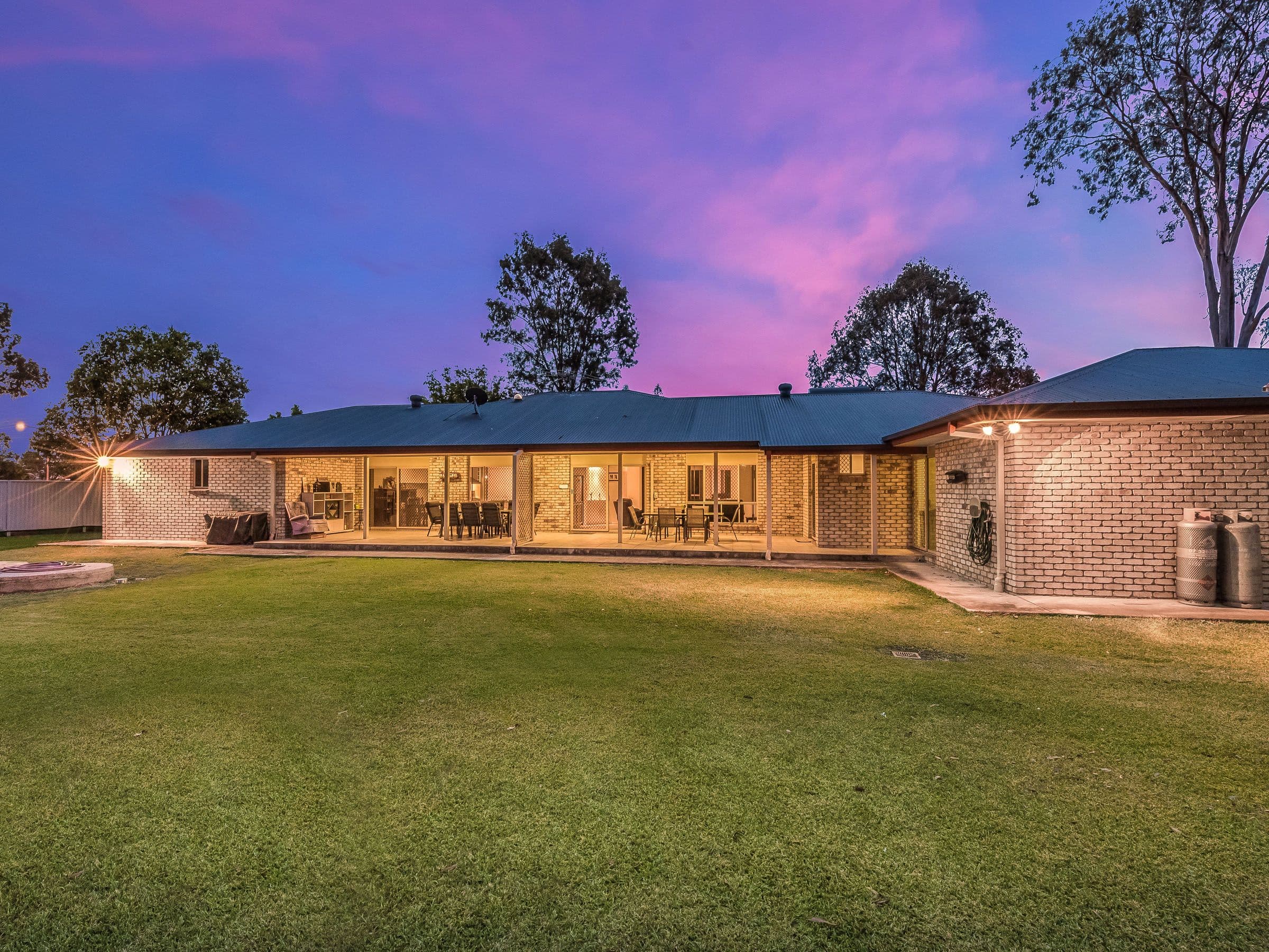 278-282 Logan Street, Eagleby QLD 4207, Eagleby - Thumbnail 3