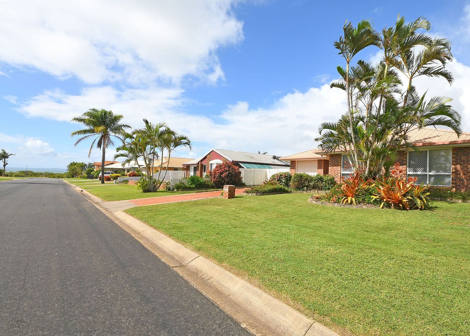 10 Hood Street, Urangan QLD 4655, Urangan - Thumbnail 4
