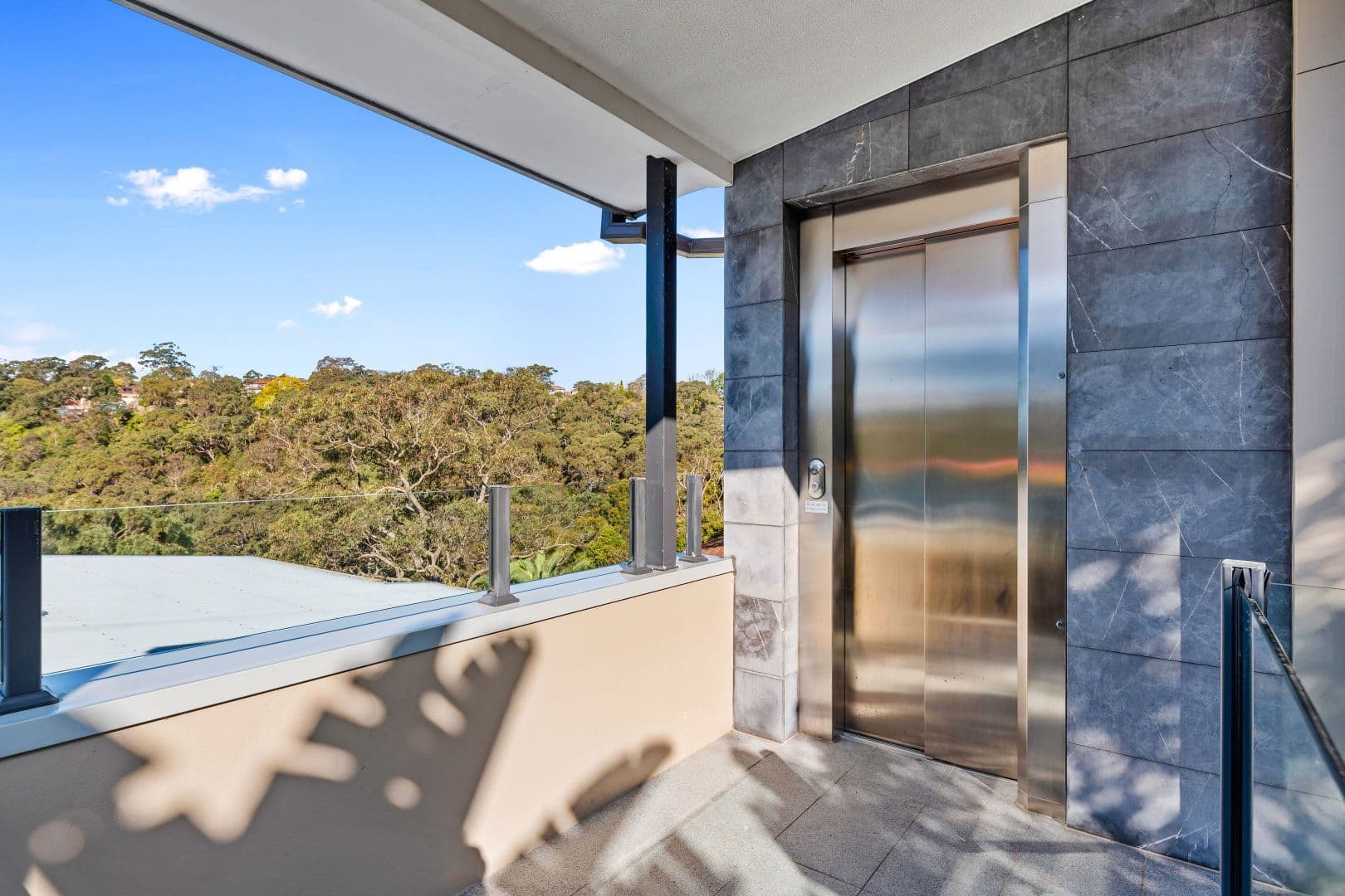72 Sugarloaf Crescent, Castlecrag NSW 2068, Castlecrag - Thumbnail 4
