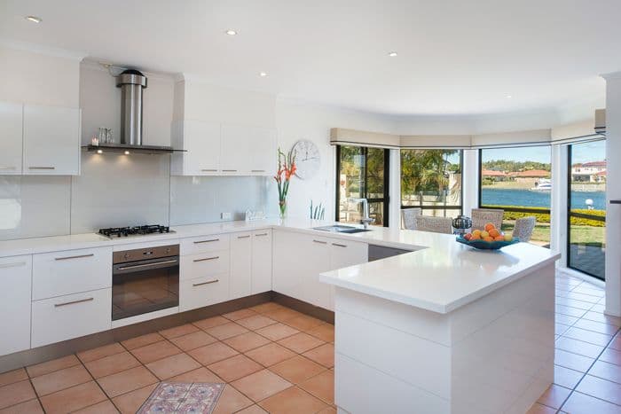 31 Glenwater Crescent, Helensvale QLD 4212, Helensvale - Thumbnail 4