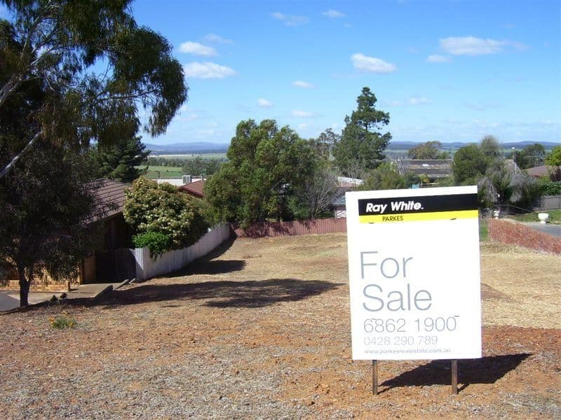 5 Panorama Crescent, PARKES NSW 2870, Parkes - Image 1