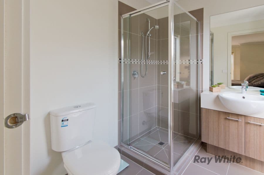 35 Burswood Circuit, Melton West VIC 3337, Melton West - Thumbnail 8