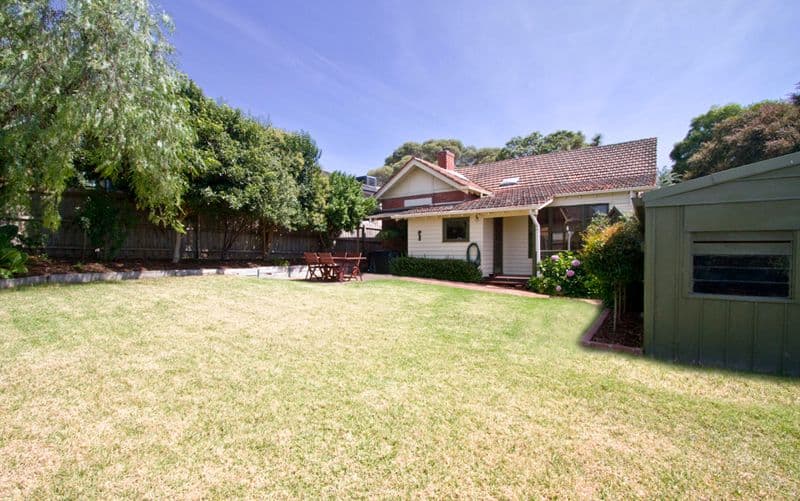 10  Elvin Street, MACLEOD VIC 3085, Macleod - Thumbnail 2