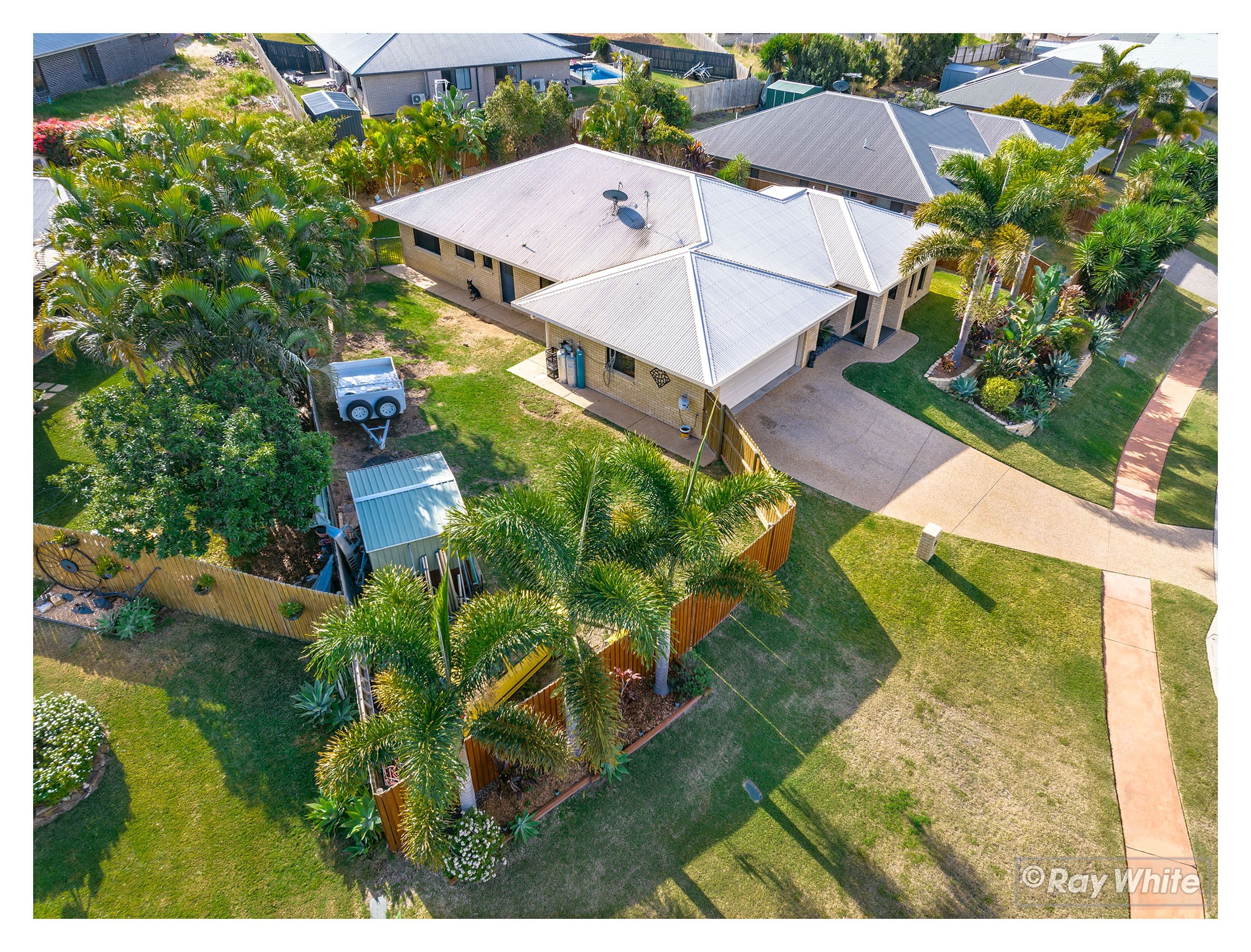 52 John Oxley Drive, Gracemere QLD 4702, Gracemere - Thumbnail 2