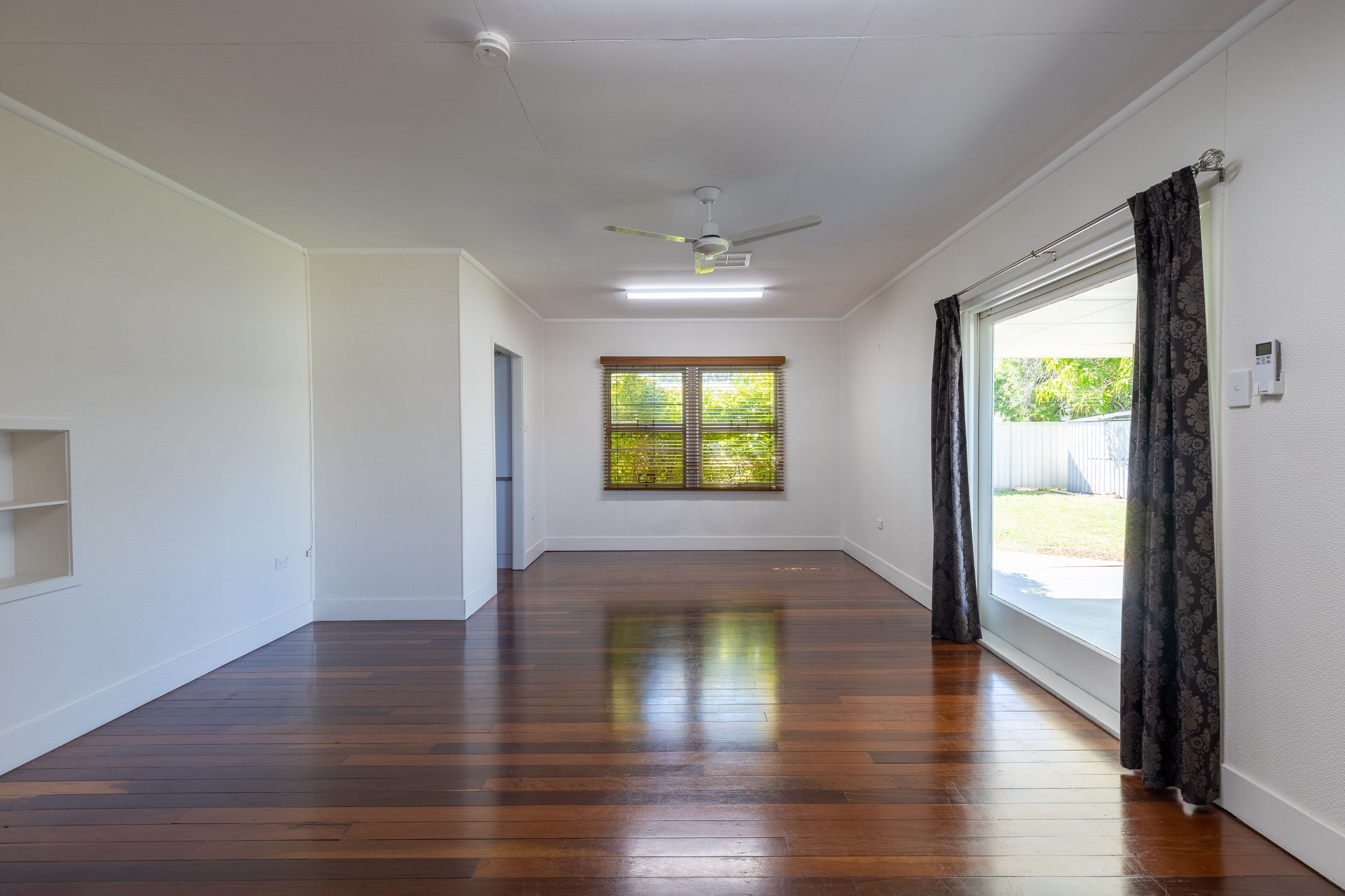7 Harris Street, Emerald QLD 4720, Emerald - Thumbnail 8