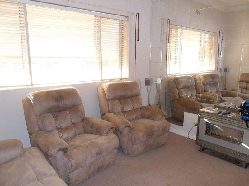 579 Silica Street, BROKEN HILL NSW 2880, Broken Hill - Thumbnail 3