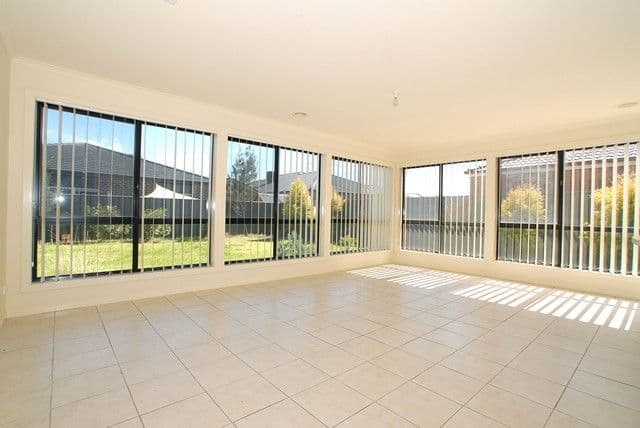 22 Eucumbene Road, WYNDHAM VALE VIC 3024, Wyndham Vale - Thumbnail 3