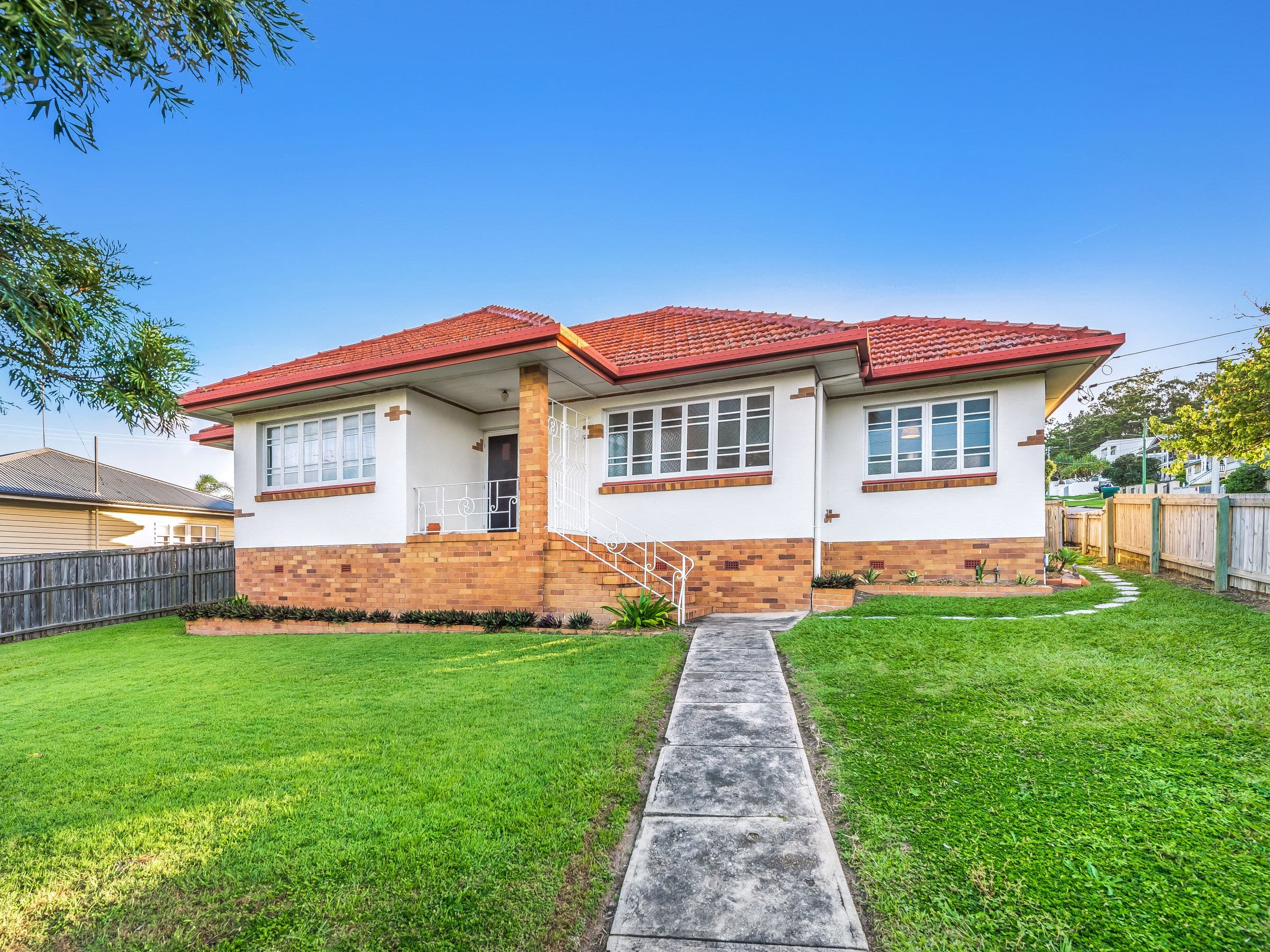 2 Hockings Street, Holland Park West QLD 4121, Holland Park West - Image 1
