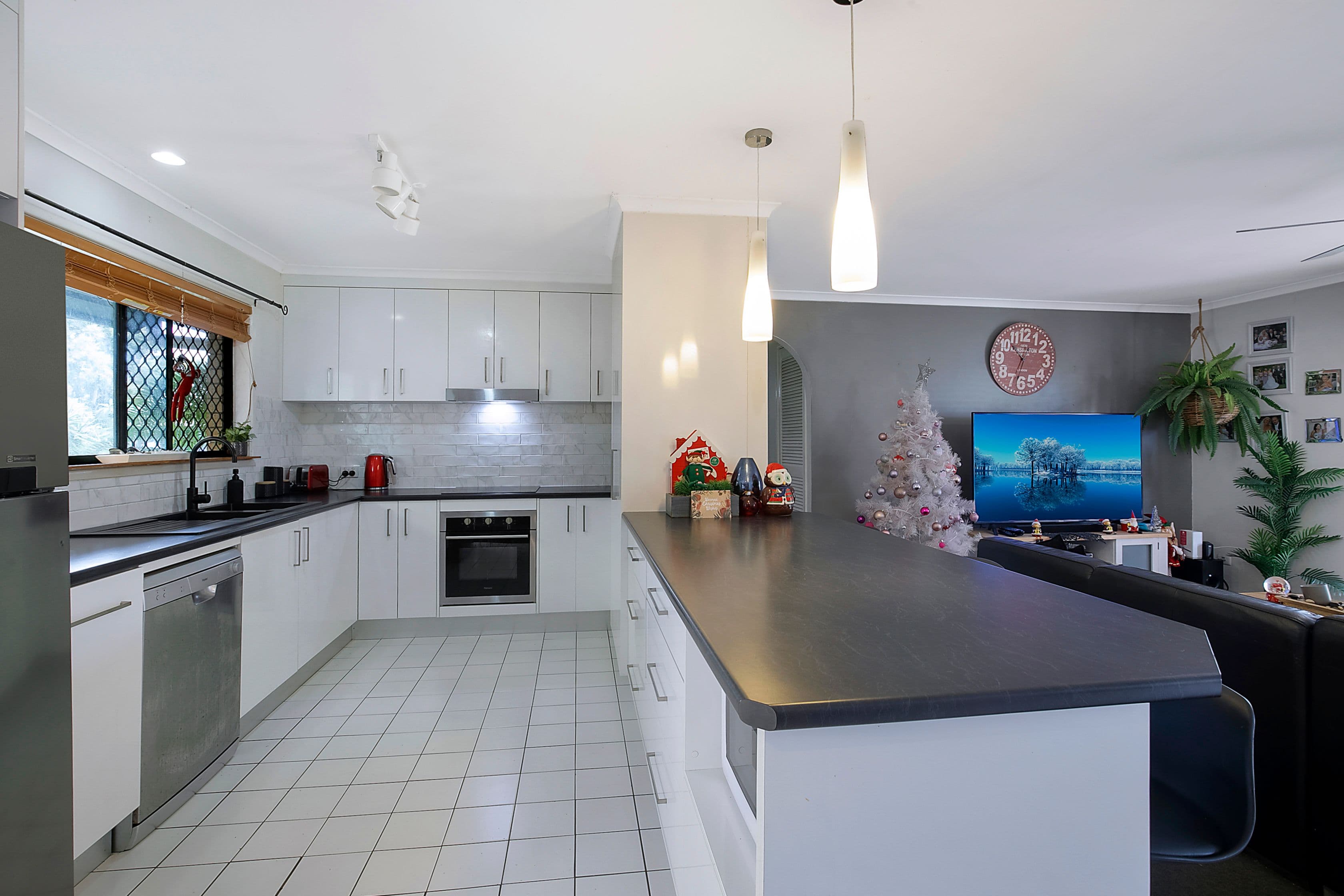 44 Hampshire Crescent, Alexandra Hills QLD 4161, Alexandra Hills - Thumbnail 7