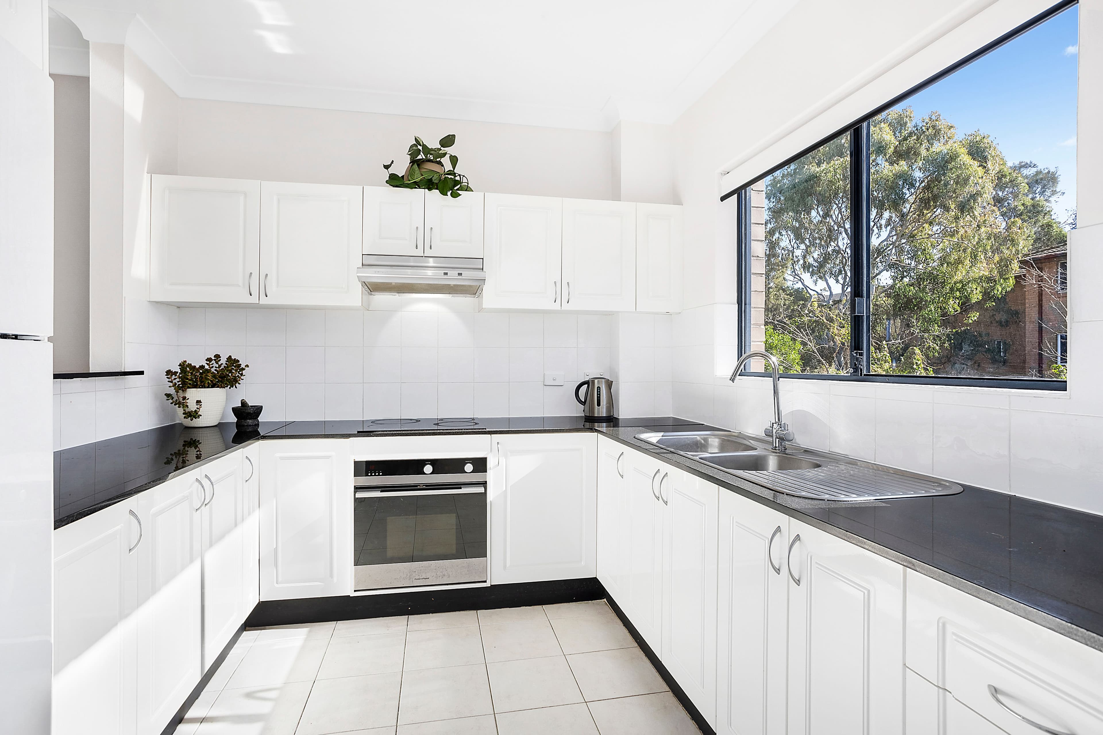 13-17 Cook Street, Sutherland NSW 2232, Sutherland - Thumbnail 4