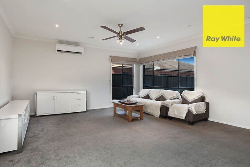 10 Menzies Avenue, Point Cook VIC 3030, Point Cook - Thumbnail 7