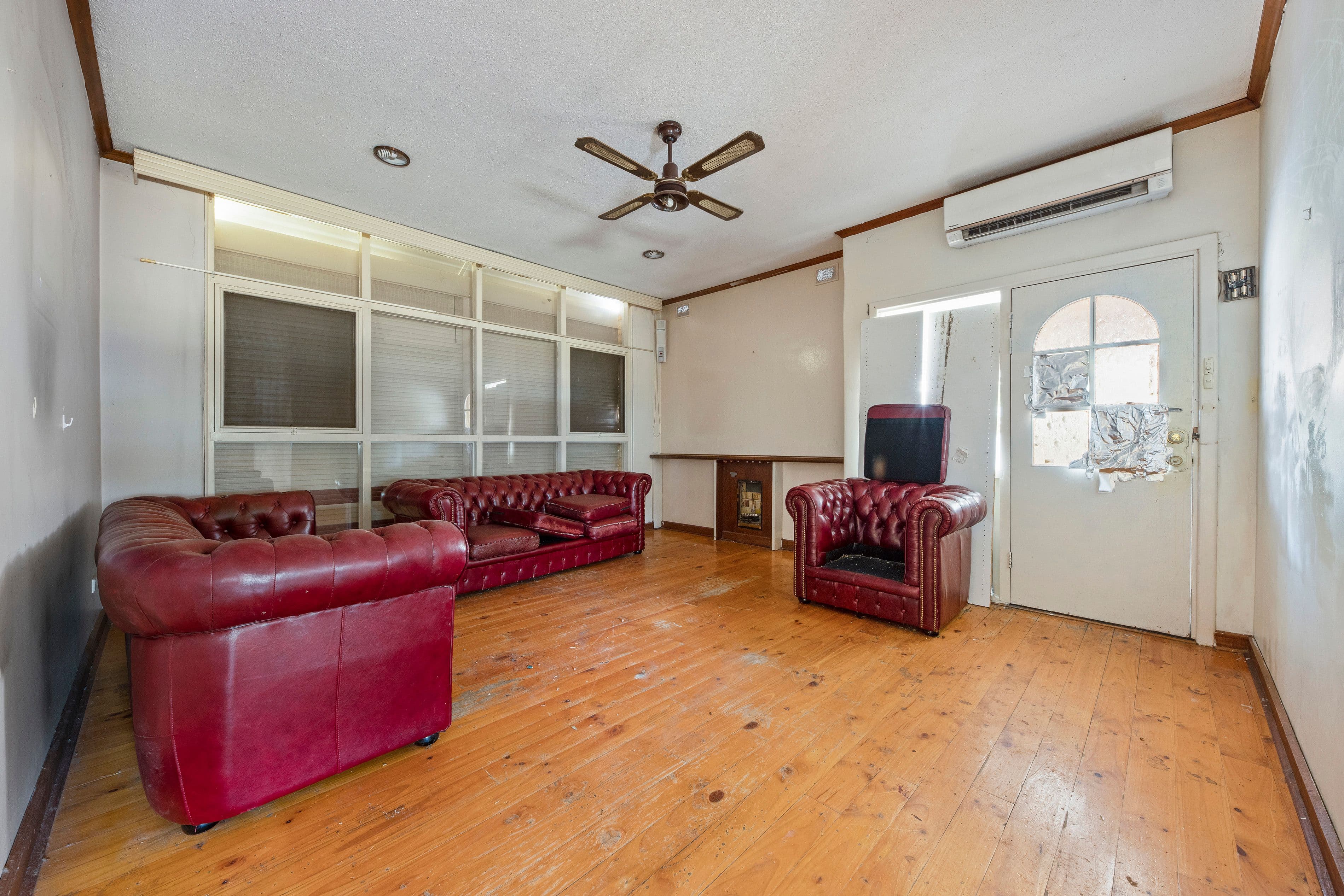 12 Waroona Avenue, Windsor Gardens SA 5087, Windsor Gardens - Thumbnail 2