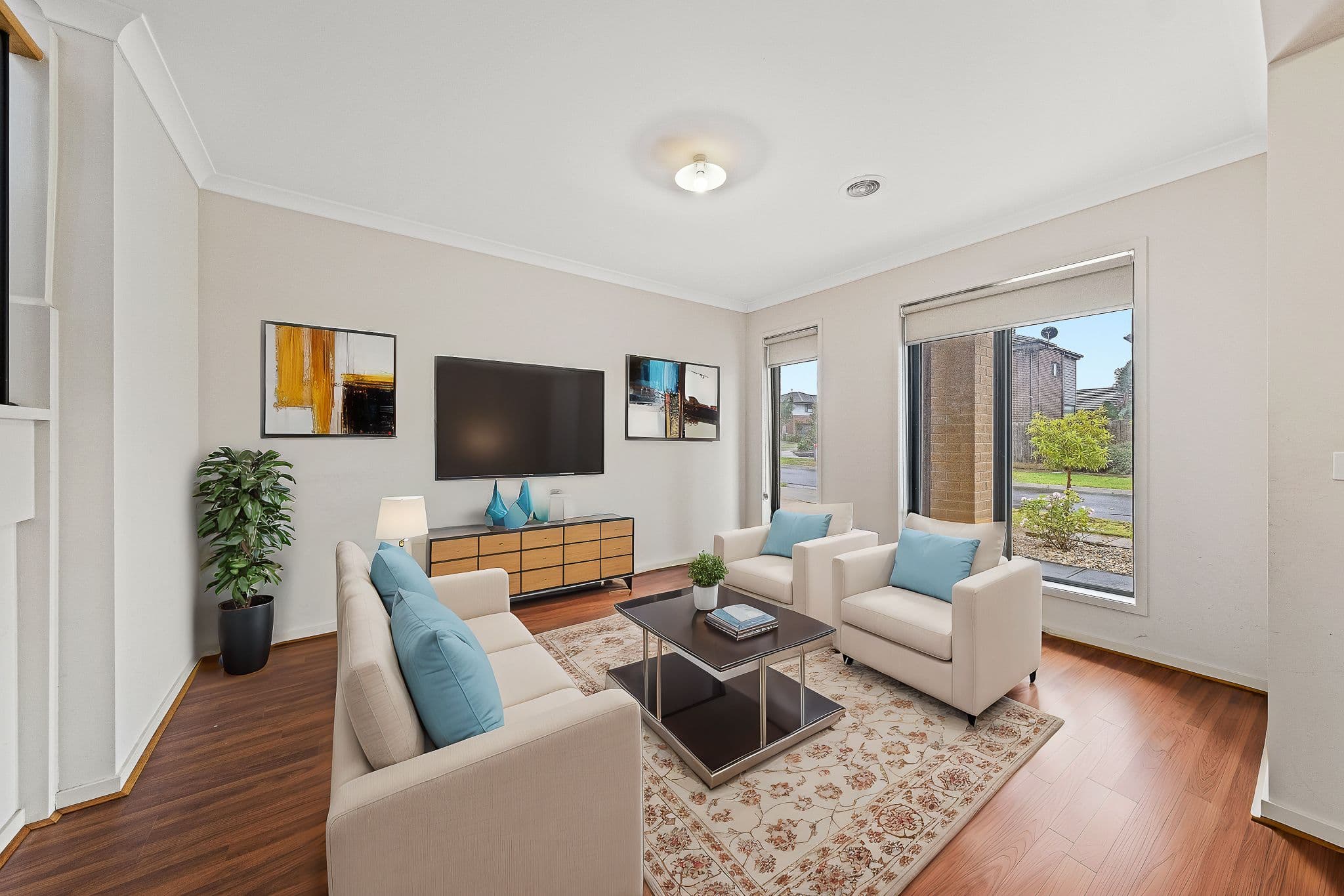 4 Symons Street, Cranbourne East VIC 3977, Cranbourne East - Thumbnail 2