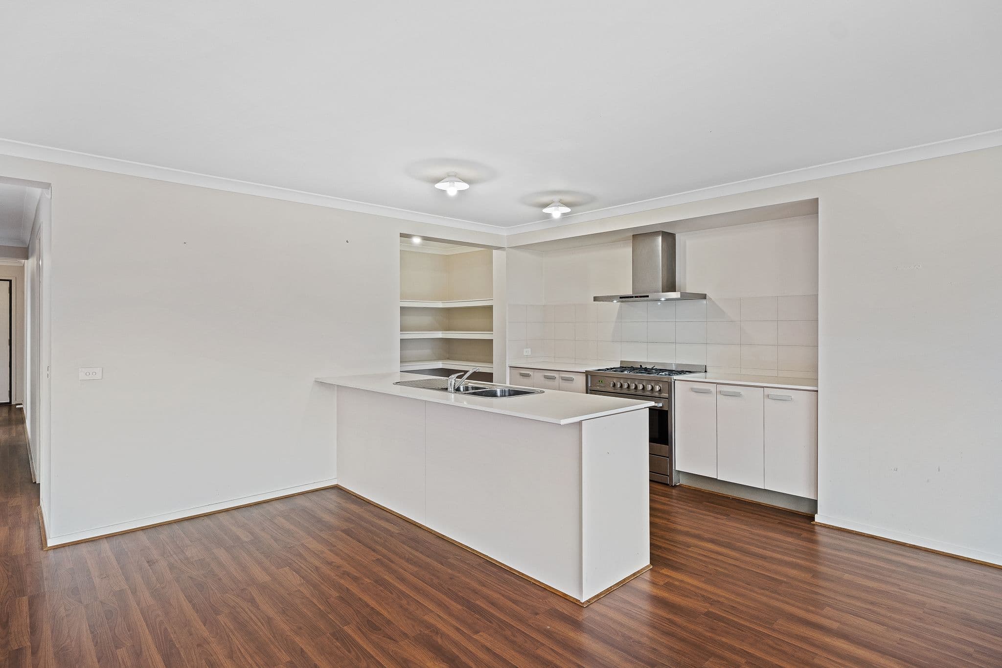 4 Symons Street, Cranbourne East VIC 3977, Cranbourne East - Thumbnail 5