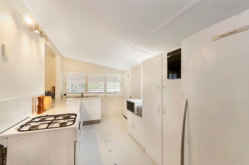 68 Armstrong Street, Hermit Park QLD 4812, Hermit Park - Thumbnail 4