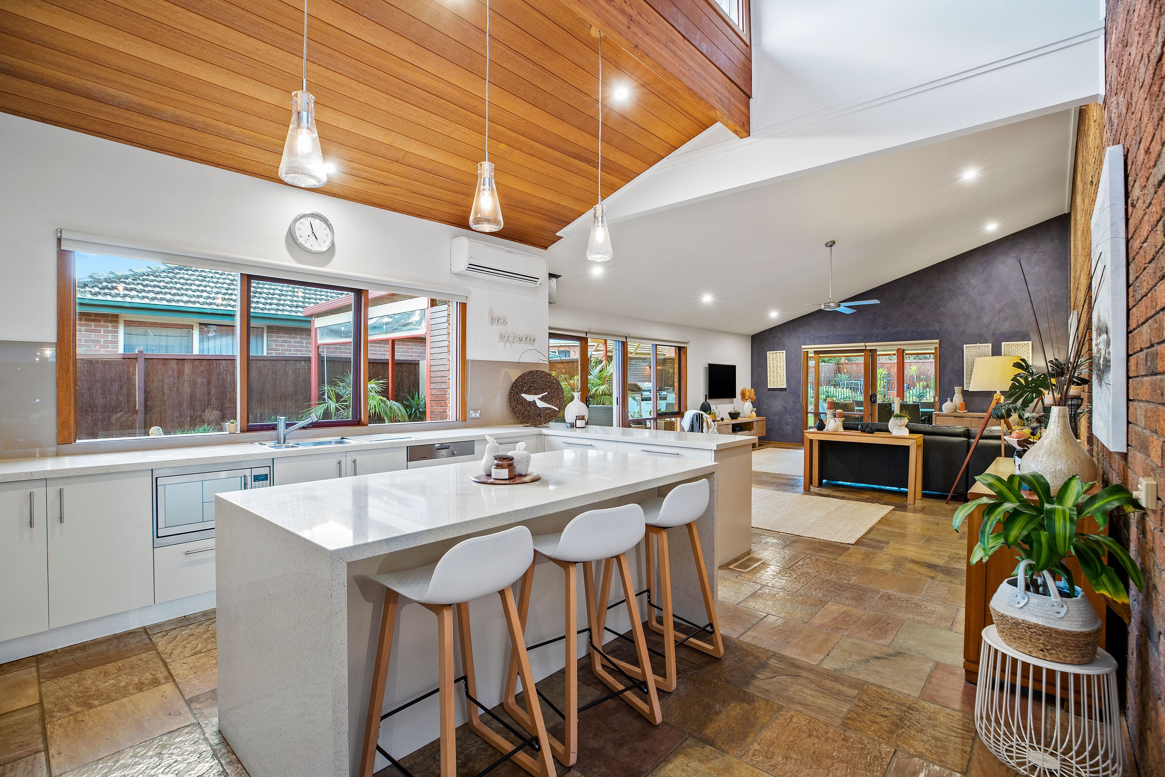 2 Elba Close, Rowville VIC 3178, Rowville - Thumbnail 3