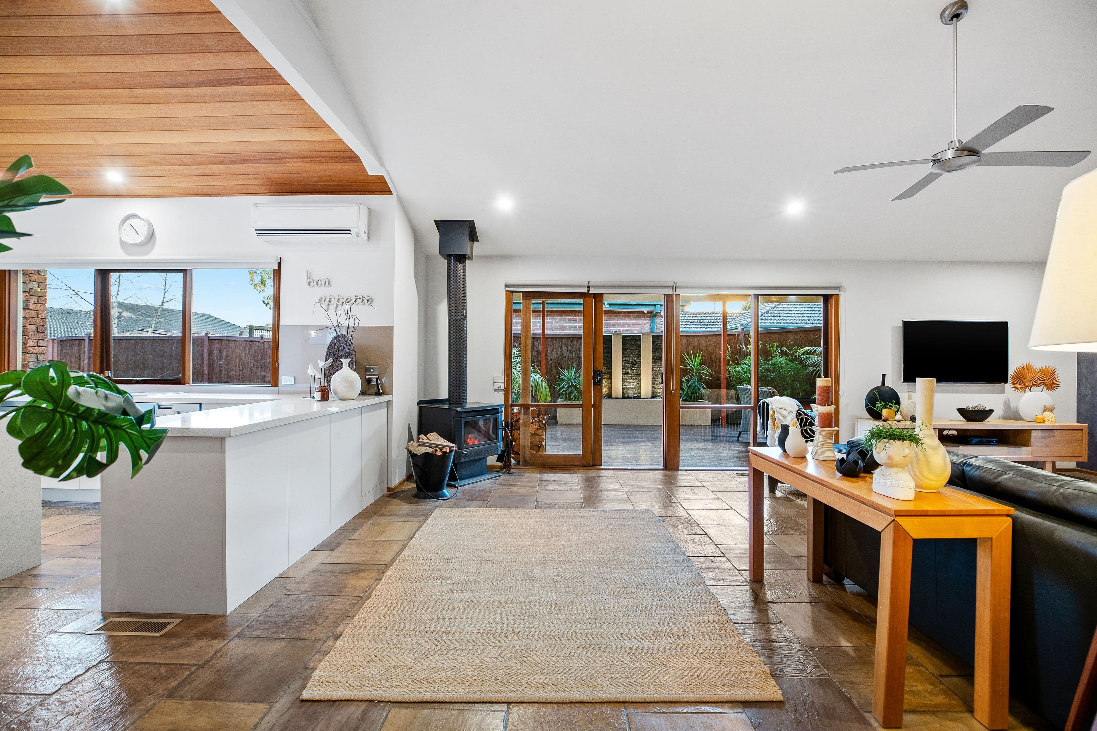 2 Elba Close, Rowville VIC 3178, Rowville - Thumbnail 8