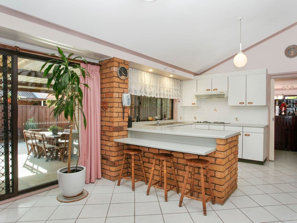 11 Leonello Place, Edensor Park - Thumbnail 2
