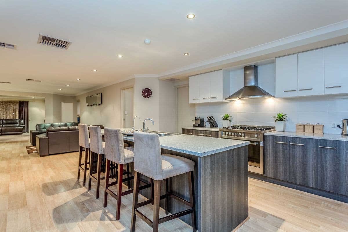 4 Golden Circuit, Parafield Gardens SA 5107, Parafield Gardens - Thumbnail 4