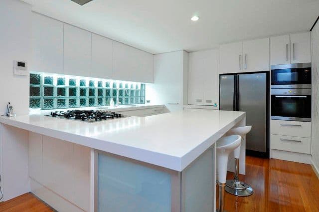 8 Pleasant Street, RED HILL QLD 4059, Red Hill - Thumbnail 4