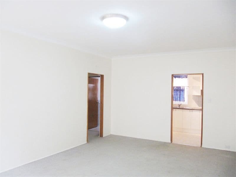 116 Chuter Avenue, RAMSGATE BEACH NSW 2217, Ramsgate - Thumbnail 3
