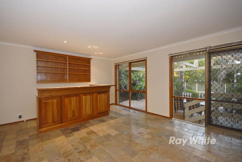 33 Wakley Crescent, WANTIRNA SOUTH VIC 3152, Wantirna South - Thumbnail 8